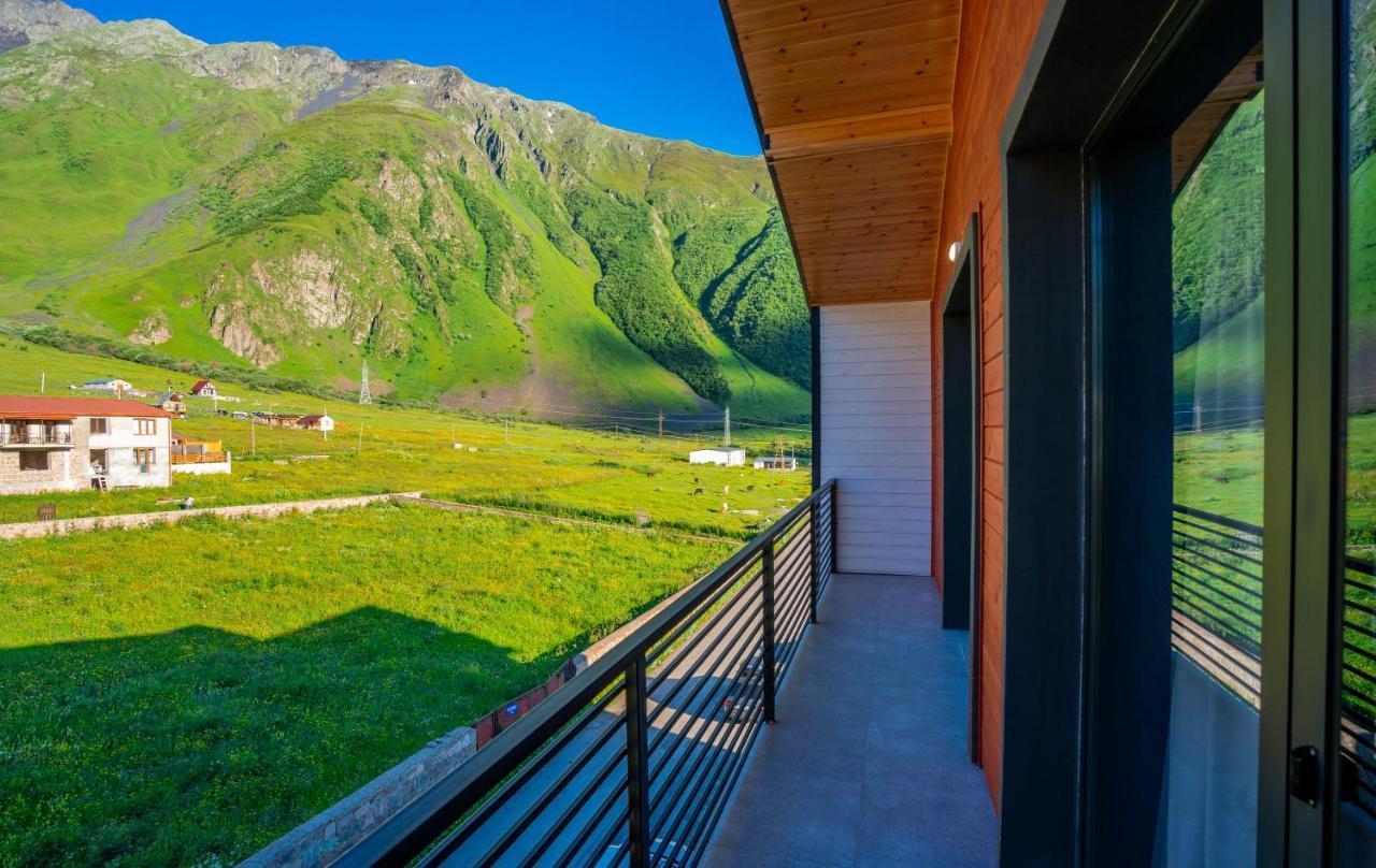 Hotel Darchi Kazbegi Екстер'єр фото