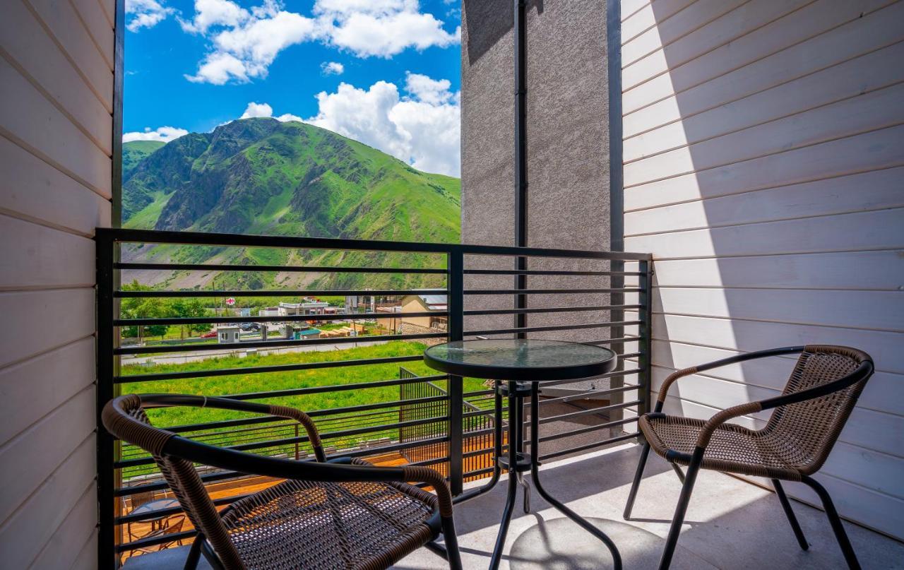 Hotel Darchi Kazbegi Екстер'єр фото