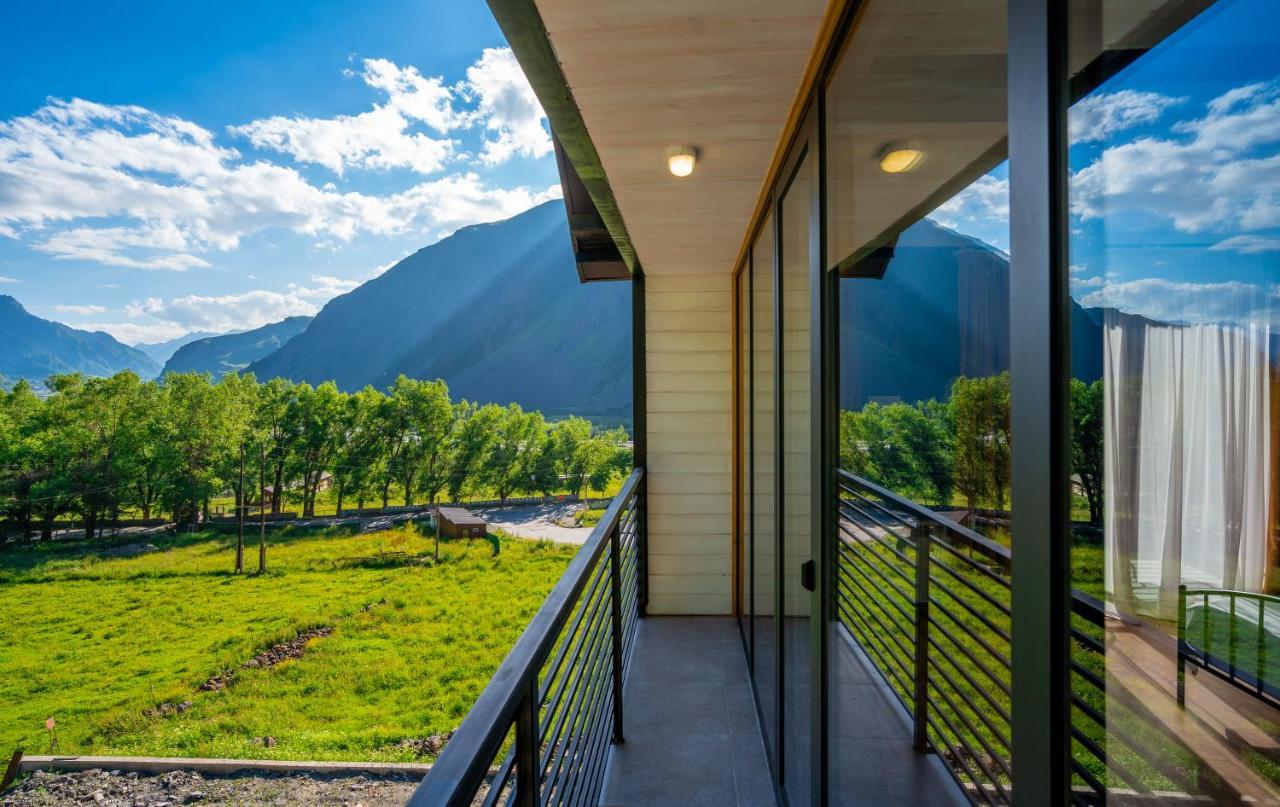 Hotel Darchi Kazbegi Екстер'єр фото