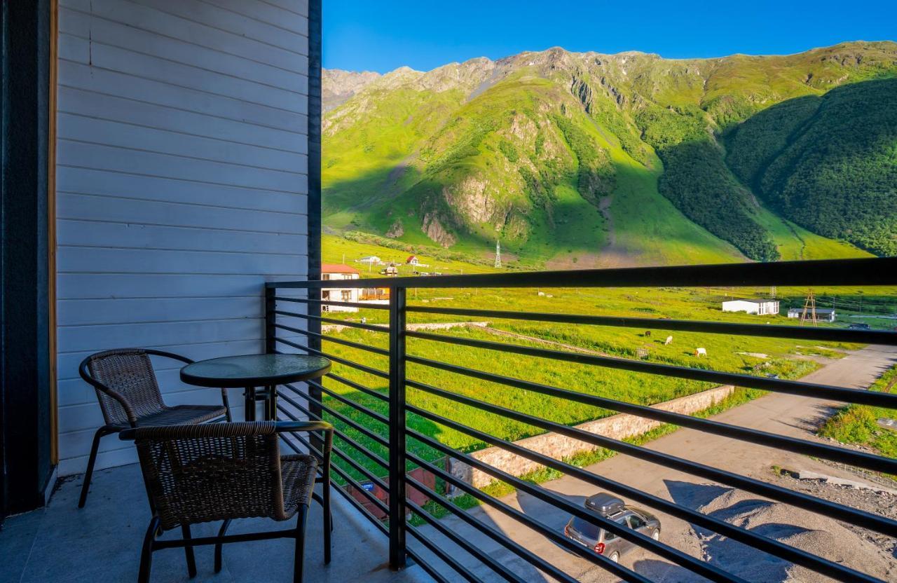 Hotel Darchi Kazbegi Екстер'єр фото