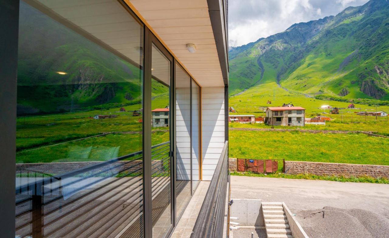 Hotel Darchi Kazbegi Екстер'єр фото