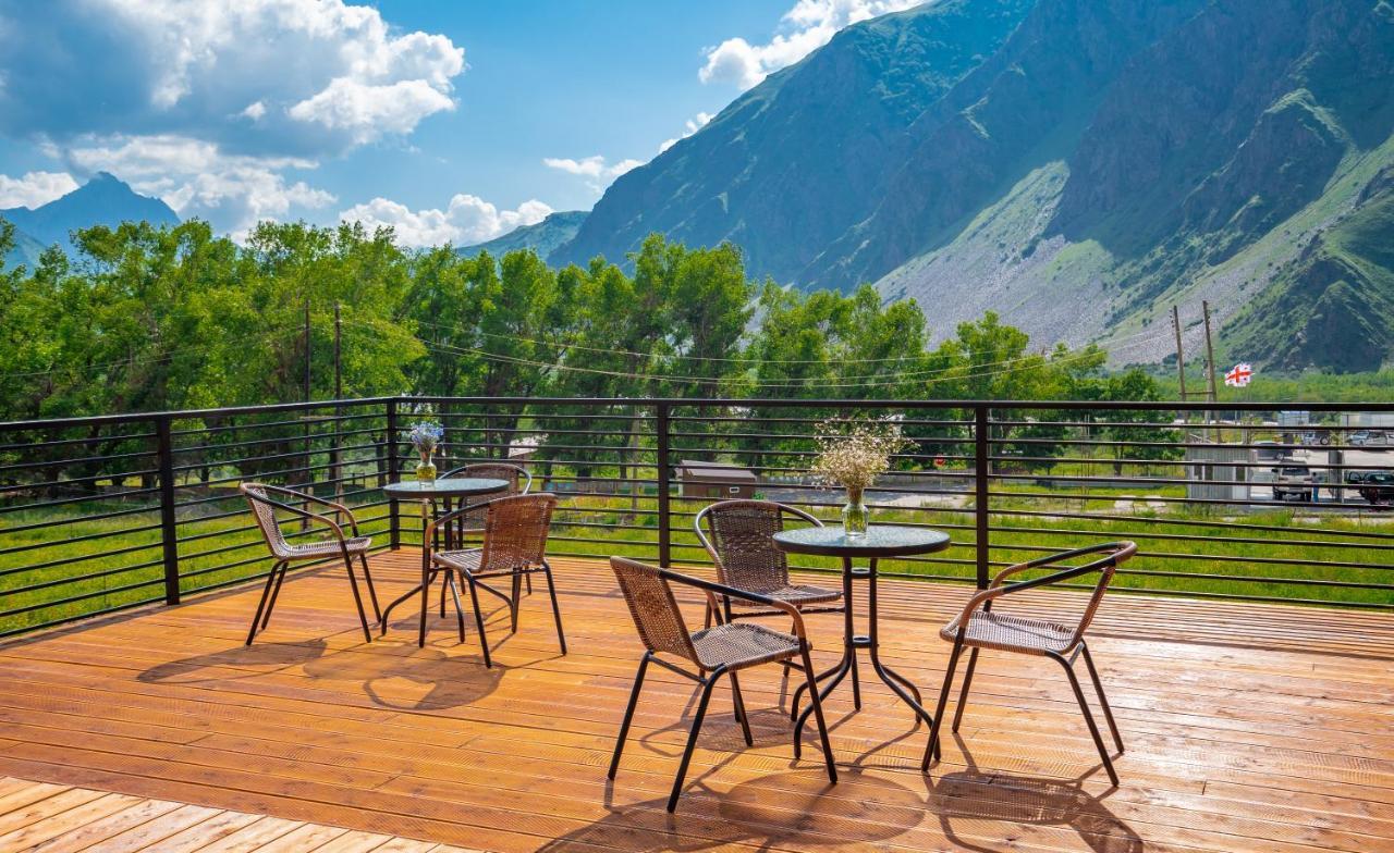Hotel Darchi Kazbegi Екстер'єр фото
